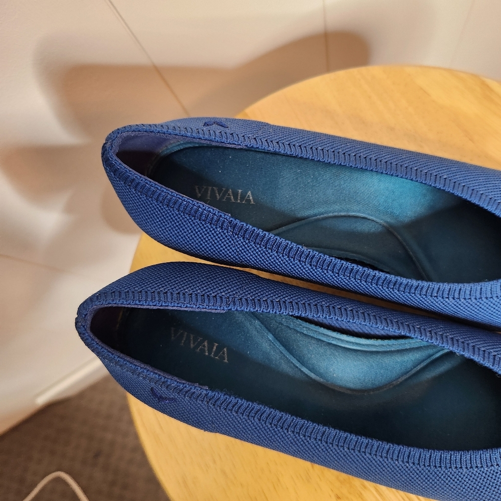 Vivaia Blue Stella Pointed-Toe Kitten Heels Women's Size 6.5 - Picture 4 of 8